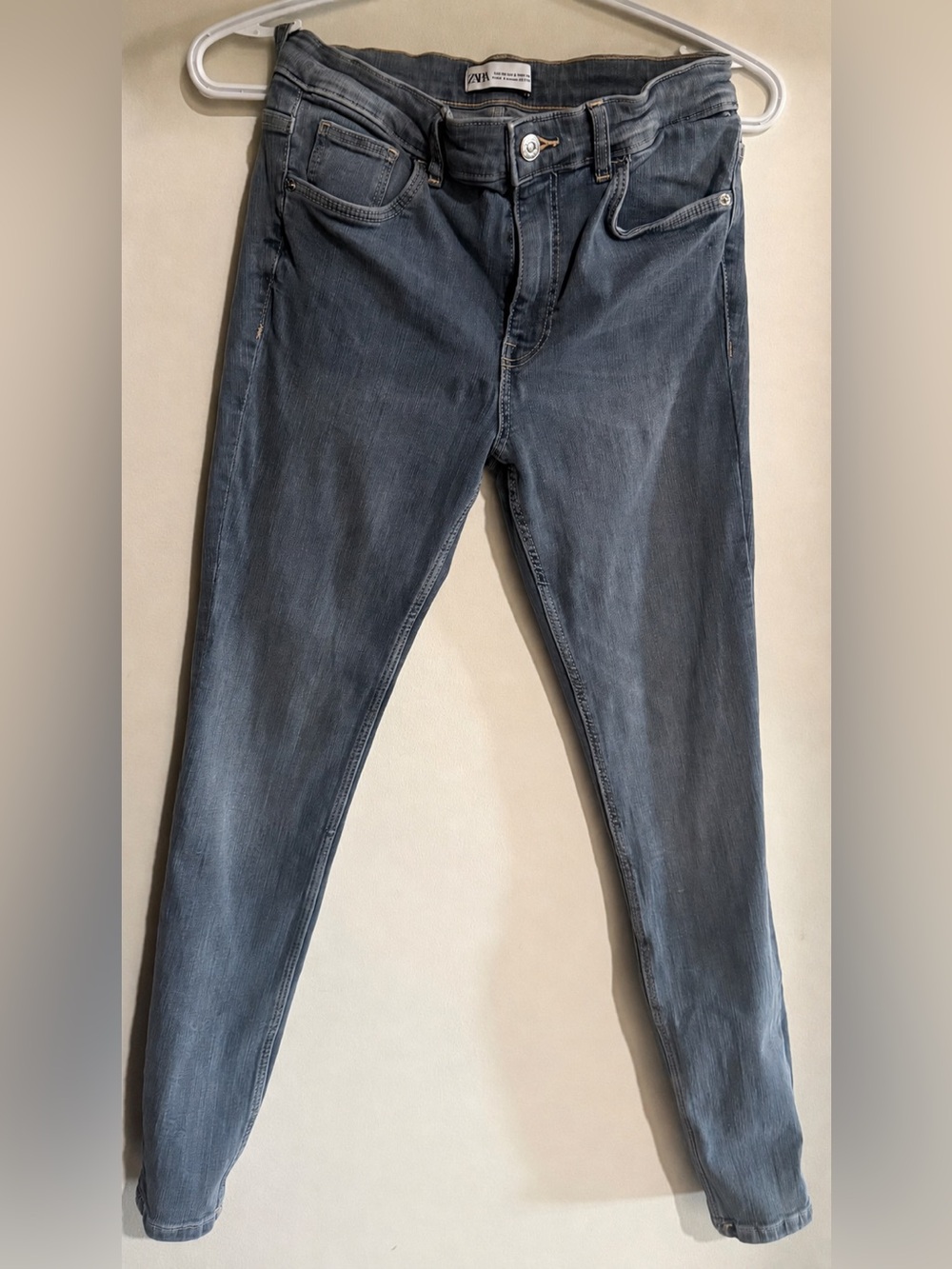 Zara Light Wash High Rise Skinny Jeans Size 6 Stretch Denim